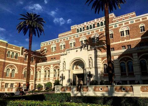 How To Get Real Estate Degree In California? Top Colleges Compared How To Get Real Estate Degree In California? Top Colleges Compared