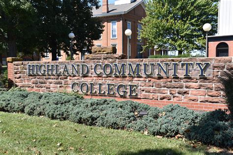 Local Universities Near Me