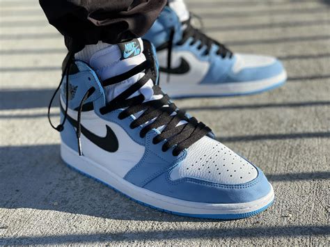 Uni 1S